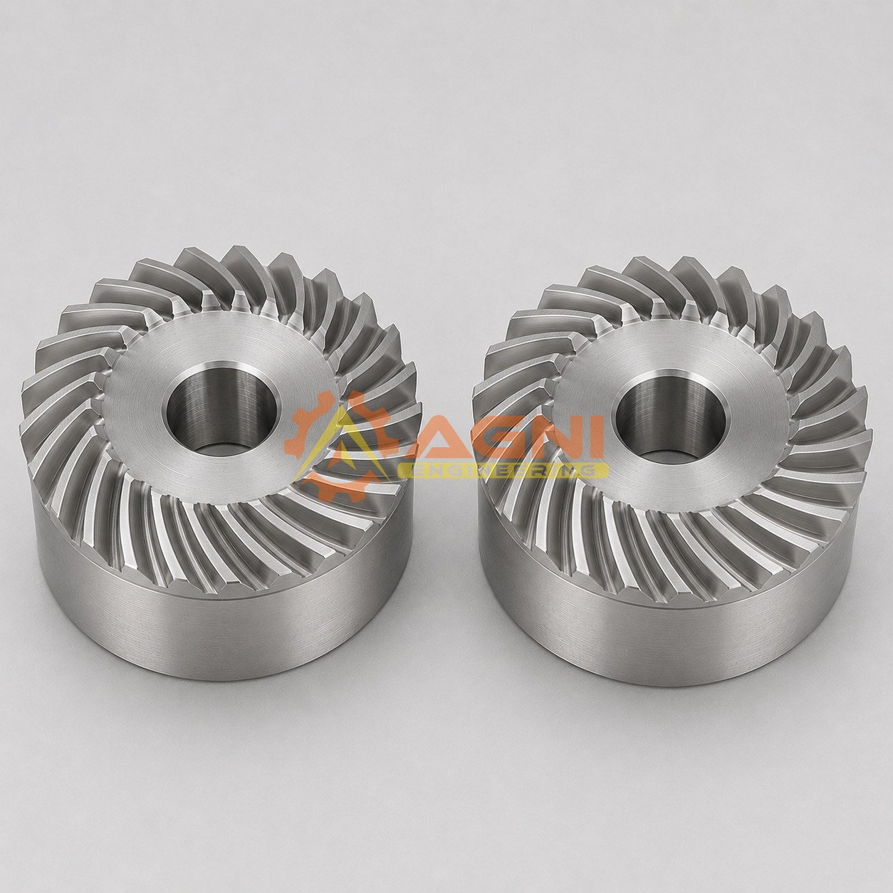 Matched spiral bevel gear and pinion Matched spiral bevel gear and pinion